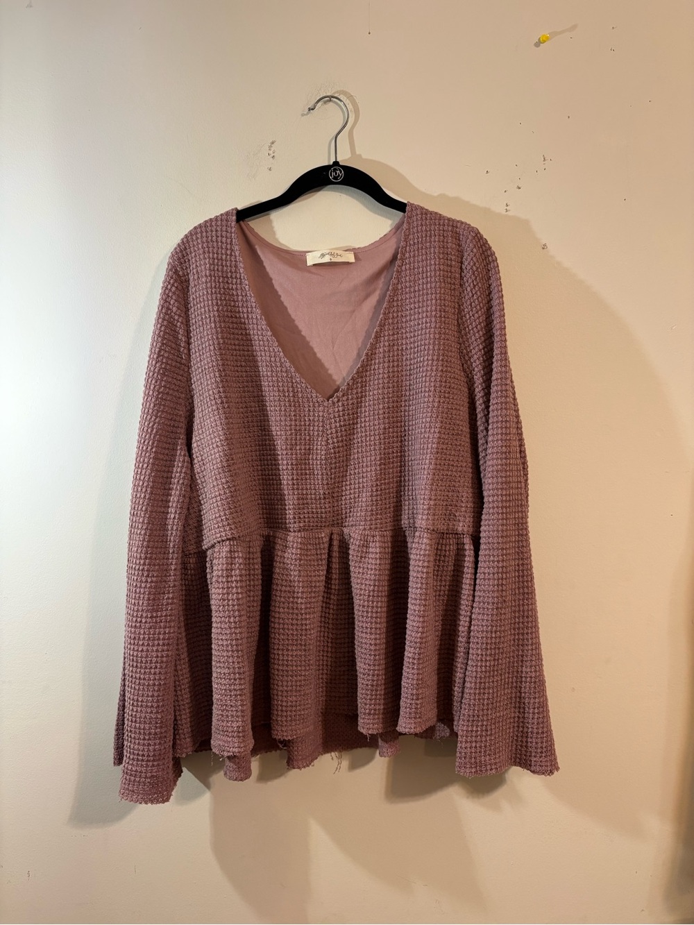 A beautiful soul top women’s mauve waffle knit v neck drop waist baby doll shirt